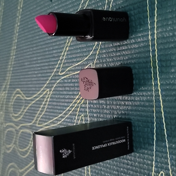 Moodstruck opulence matte lipstick - Picture 4 of 4